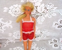 barbie red dot main view_04